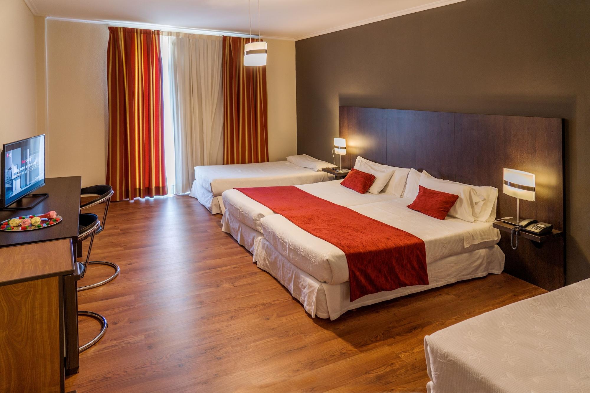 O Val Do Naseiro Hotel Viveiro Ngoại thất bức ảnh