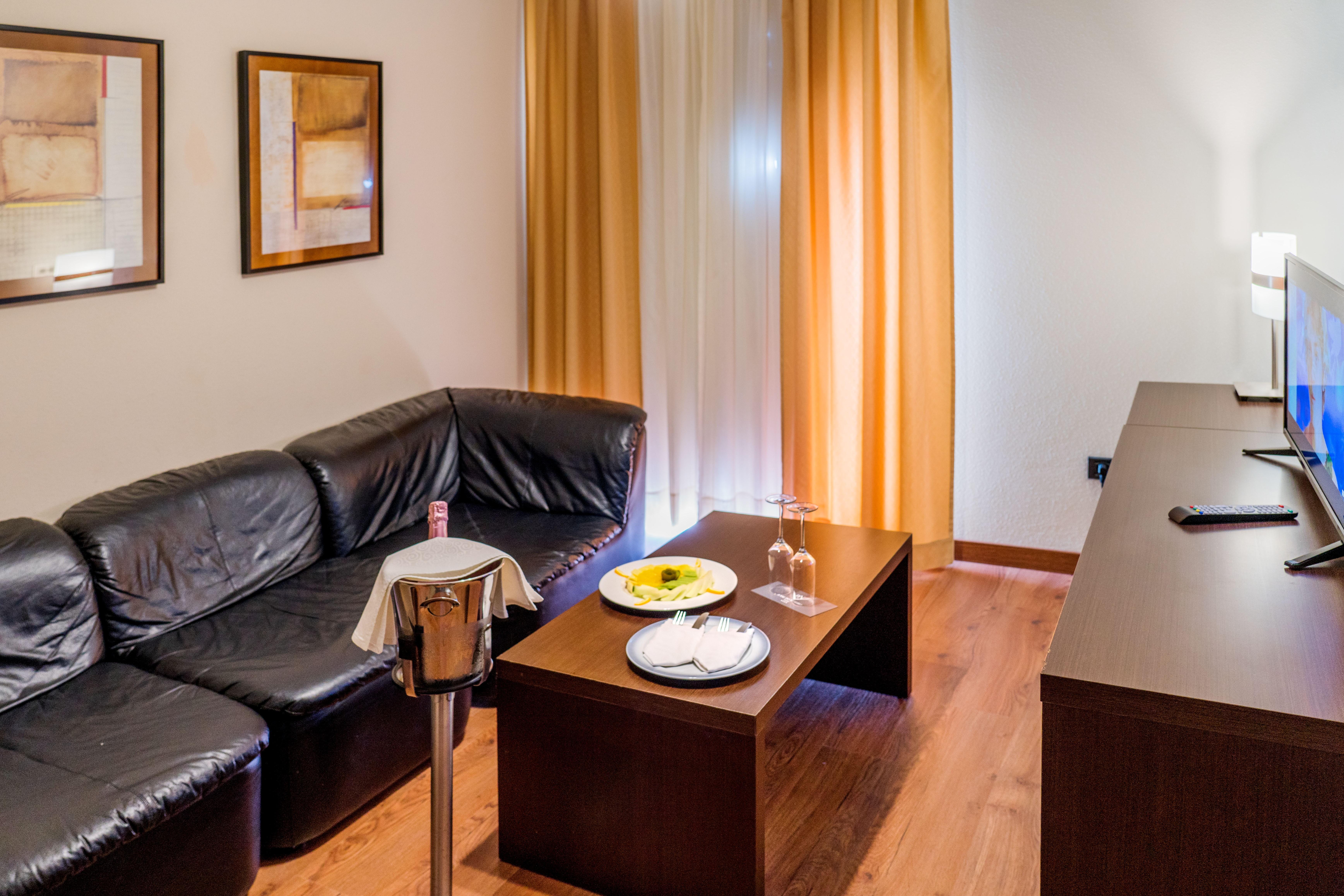 O Val Do Naseiro Hotel Viveiro Ngoại thất bức ảnh